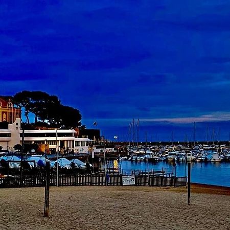 דירות סאן פליו דה גיסולס 1Ra Linea Platja De Sant Feliu מראה חיצוני תמונה
